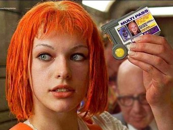 Стоп-кадр из фильма «Пятый элемент». Стоп-кадр из фильма «Пятый элемент».