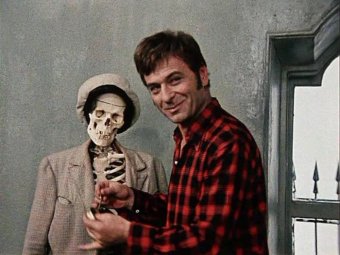 Стоп-кадр из к/ф «12 стульев».